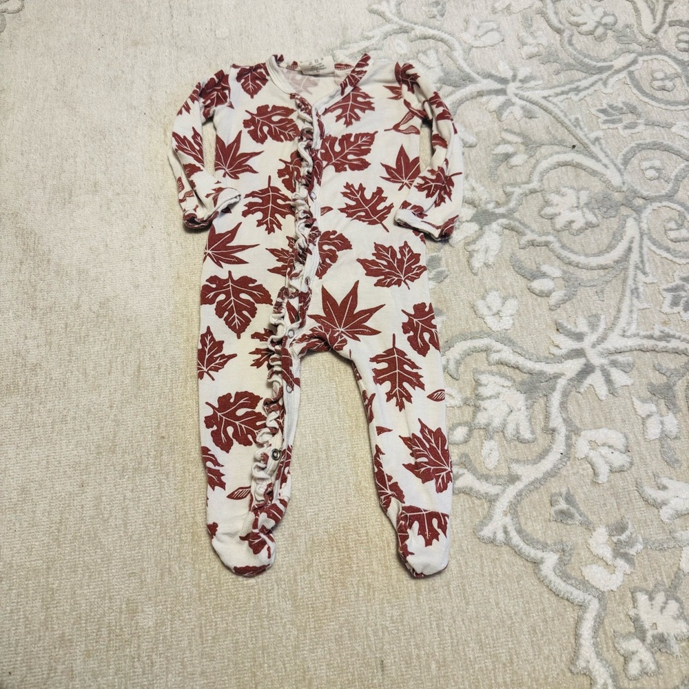 Spearmint Love Baby 0-3 months footie with snaps in leaf print with ruffles